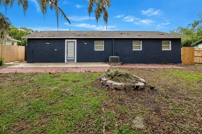 Building Photo - 113 Inwood Cir