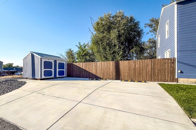 Building Photo - Remodeled 3-Bedrom Richland Alphabet Home ...
