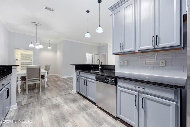 Building Photo - 13835 Herons Landing Way