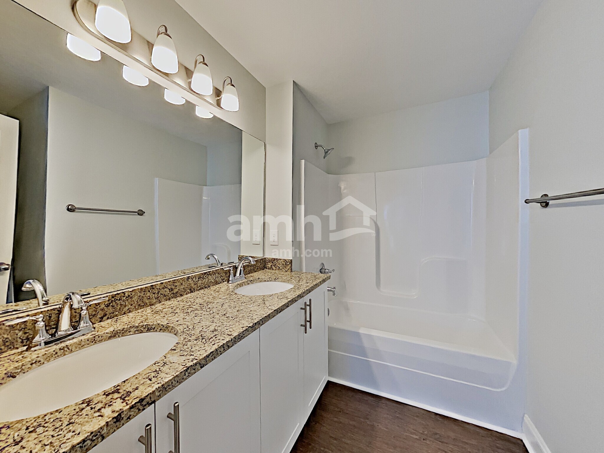 Building Photo - 5232 Tupelo St