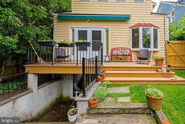 Building Photo - 3512 35th St NW