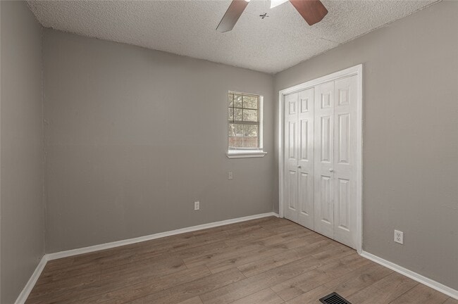 Building Photo - 1008 Trinity Cutoff