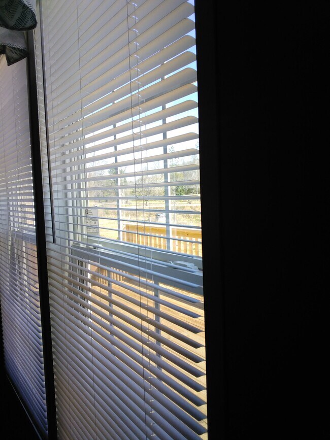 Building Photo - 818 W Grantville Rd