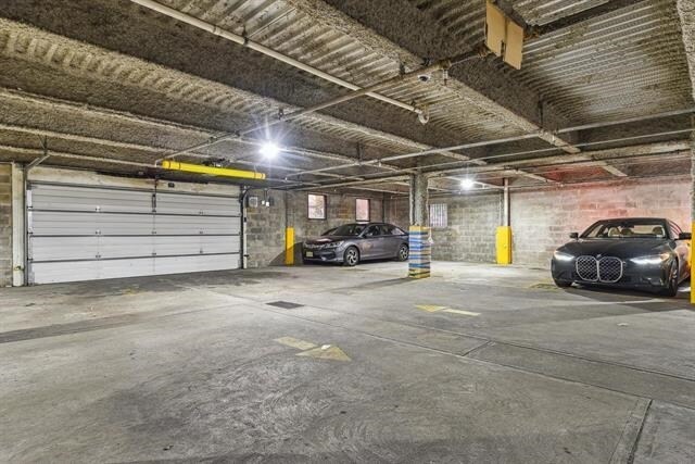 Building Photo - 135 38th St