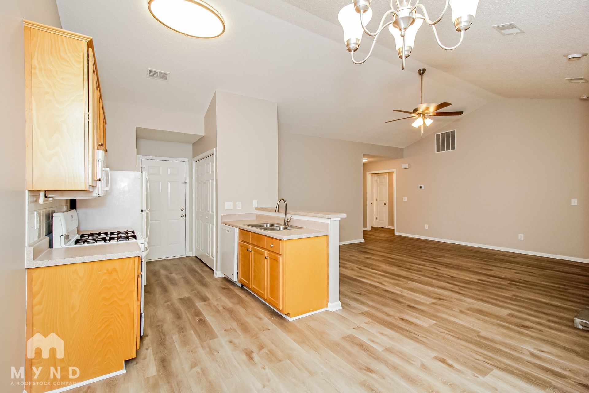 Building Photo - 142 Hunterian Pl