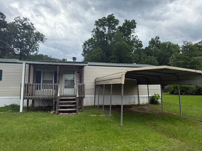 Building Photo - 1353 LA-139