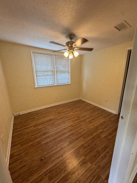 Building Photo - 5021 Speedway Rd