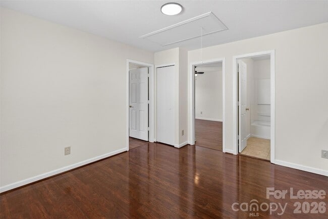 Building Photo - 458 Settlers Ridge Dr