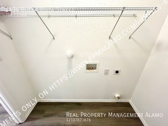 Building Photo - AVAILABLE NOW! Newly Built 2-Story 3 Bedro...