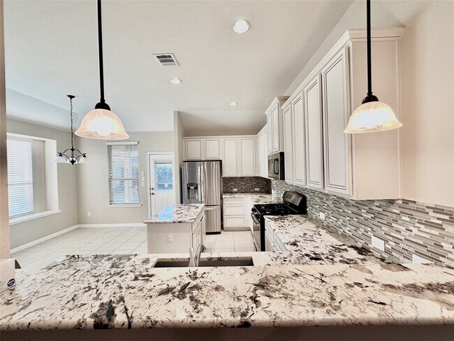 Building Photo - 3877 Enchanted Timbers Ln