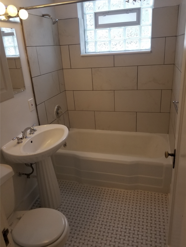 Bathroom - 1869 S 500 E