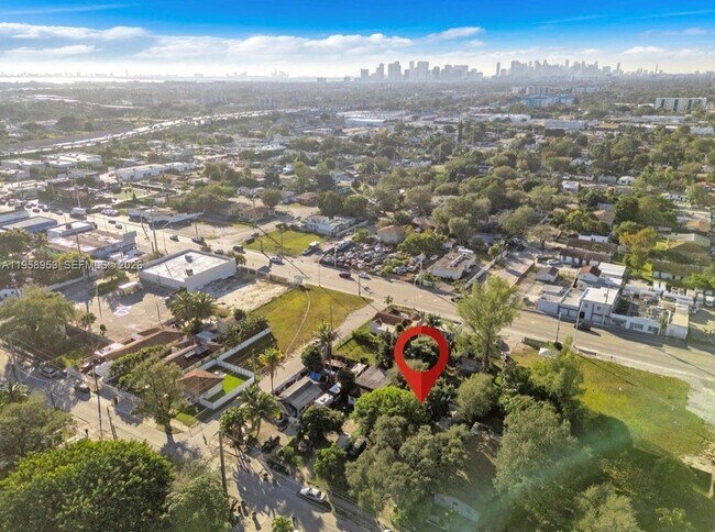 Building Photo - 914 NW 80th St