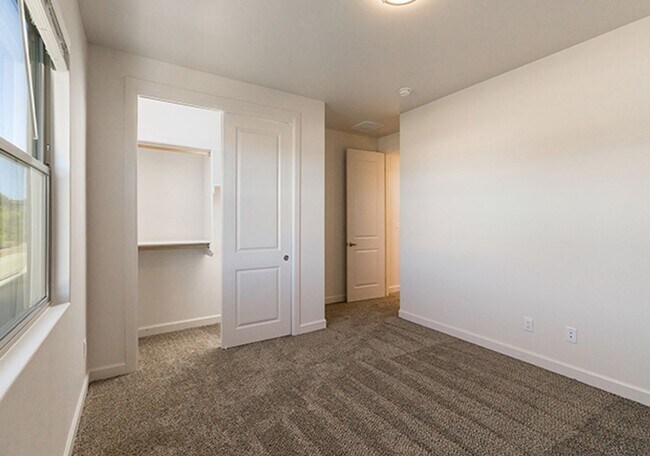 Building Photo - Cerro Del Norte NEW CONSTRUCTION IN SANTA FE