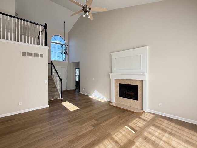 Building Photo - 603 E Castlebury Cir