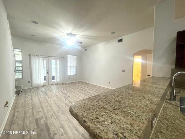 Building Photo - 1200 Stonehedge Trail Ln