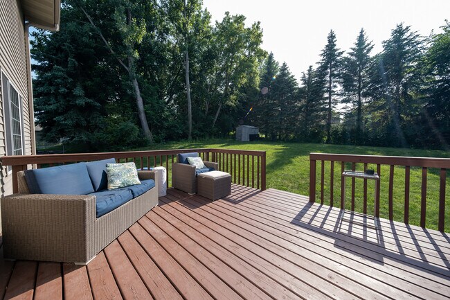 Building Photo - 17473 Hayes Ave