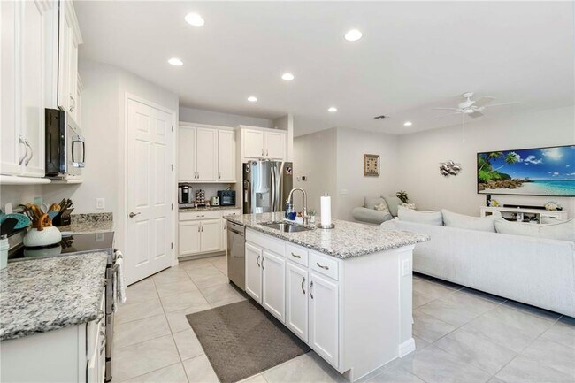 Building Photo - 20765 Swallowtail Ct