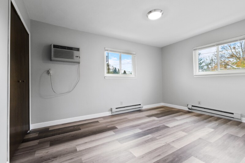 Building Photo - 6301 Frankn Dot Dr