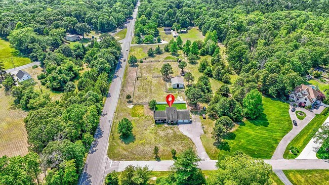 Building Photo - 1 Villanova Ct