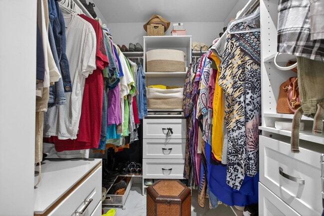 Building Photo - 6661 NW 23rd St