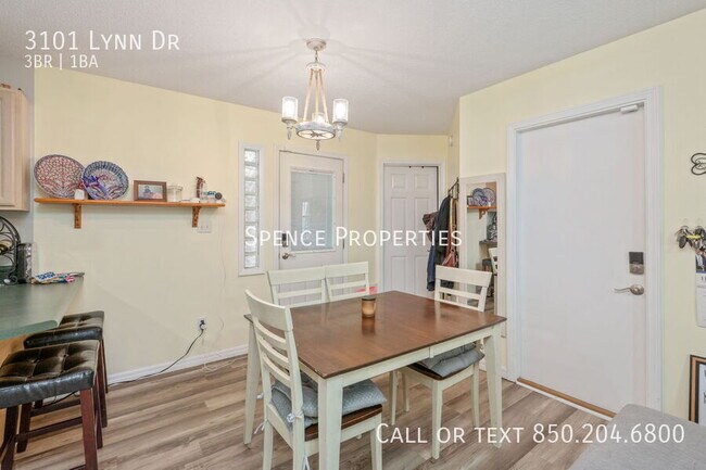 Building Photo - 3101 Lynn Dr