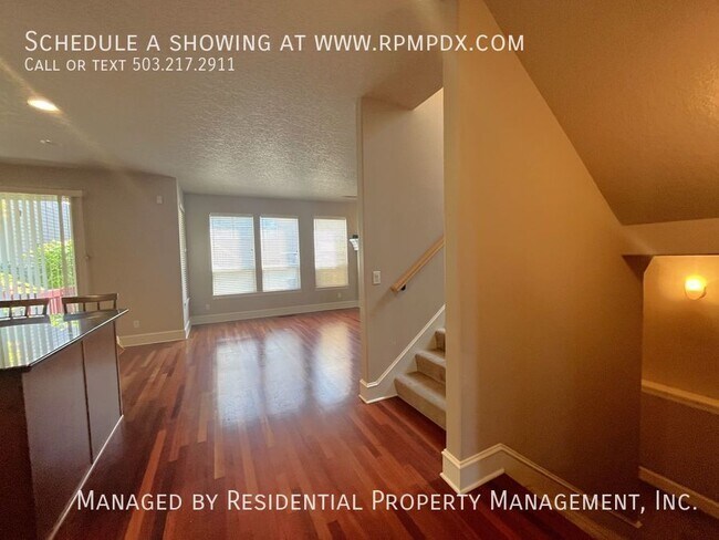 Building Photo - 4602 NW 126th Pl