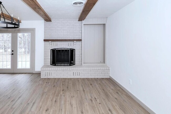 Building Photo - 5200 N 5th St