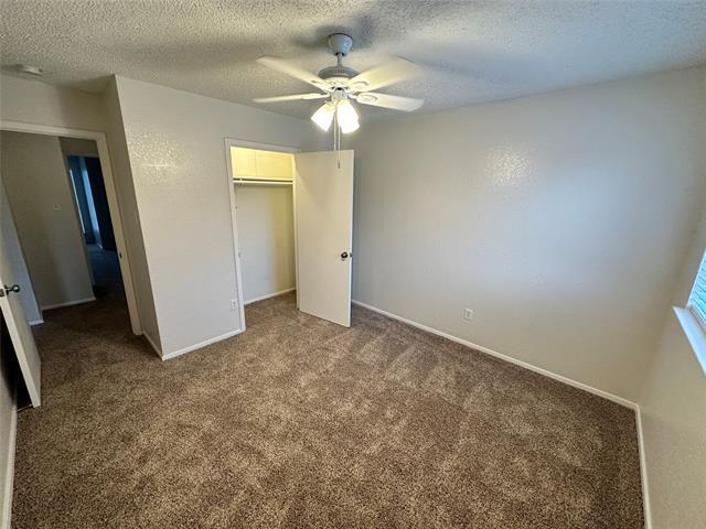 Building Photo - 1305 Lovell Dr