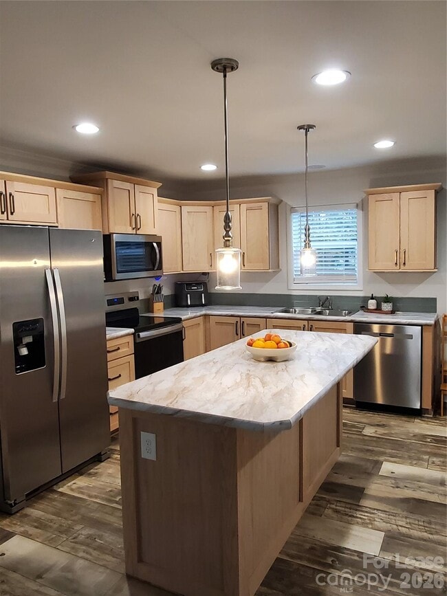 Building Photo - 118 Vly Spgs Dr