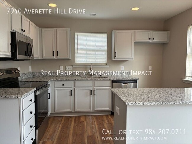 Building Photo - 7940 Averette Hill Dr