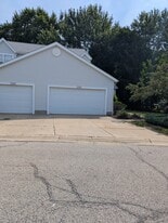 Building Photo - 1359 Meadow Run
