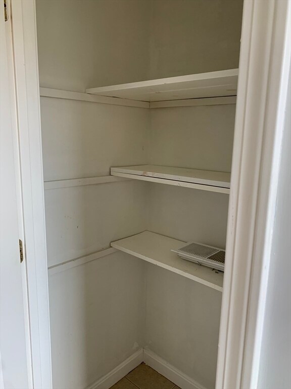 Building Photo - 170 Lawrence St