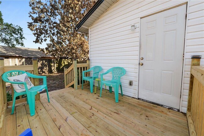 Building Photo - 1250 Mitchell St