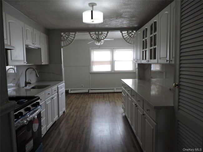 Building Photo - 18 Leach St