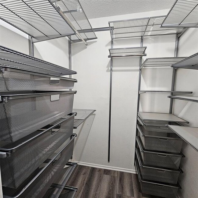 Building Photo - 7801 Shoal Creek Blvd