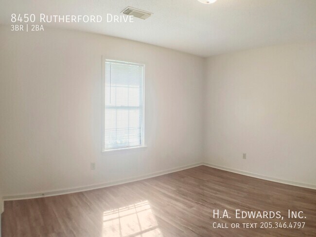 Building Photo - 8450 Rutherford Dr
