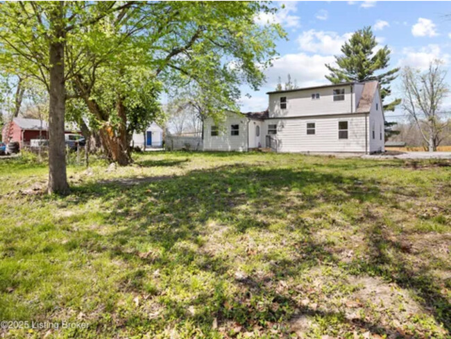 Building Photo - 10306 Easum Rd