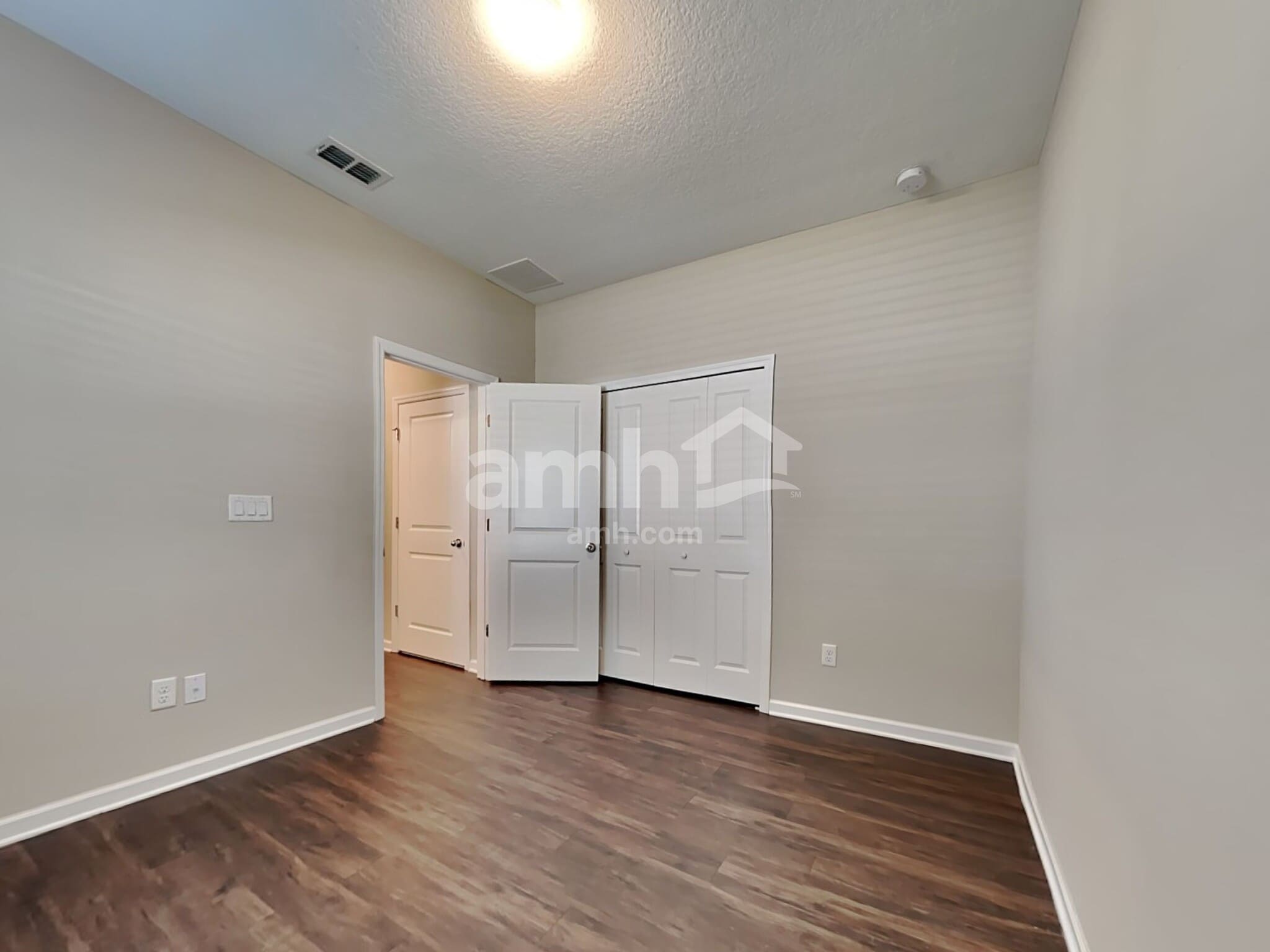 Building Photo - 172 Hemlock Point