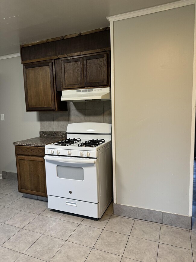 Building Photo - 6245 E Marshall St