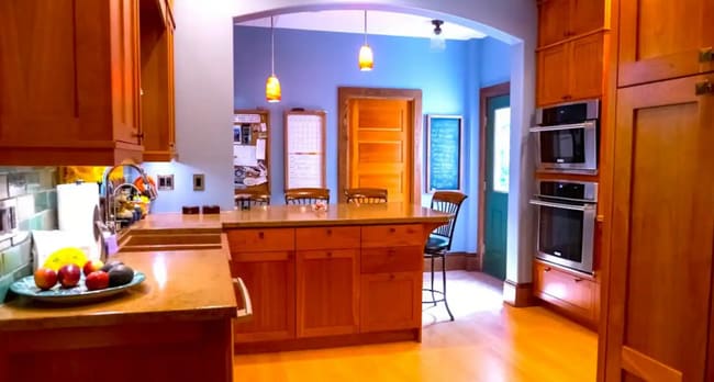 renovated kitchen - 105 Harvard Pl