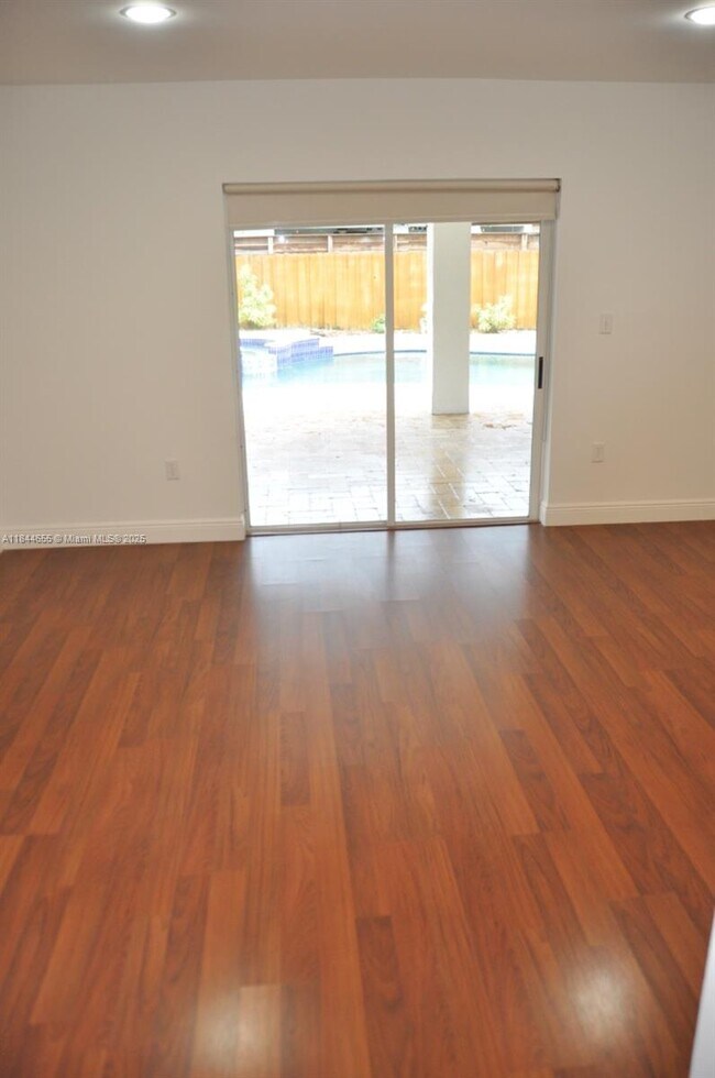 Building Photo - 14346 SW 49th Ln