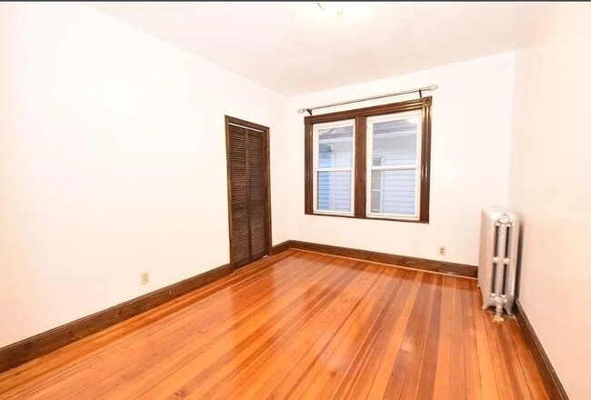 Building Photo - 7 Gayland St