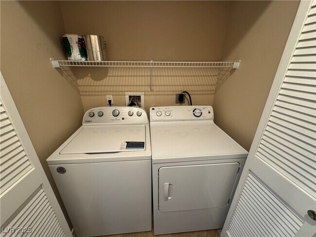 Building Photo - 8255 S Las Vegas Blvd