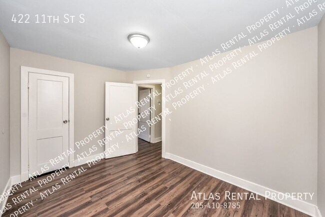 Building Photo - ADORABLE & AFFORDABLE BESSEMER HOME!