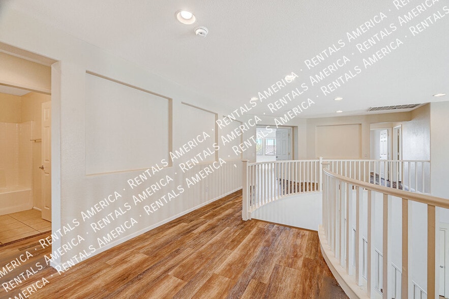 Building Photo - 3722 Tundra Swan St