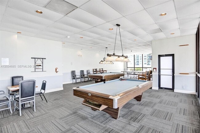 Building Photo - 2401 S Ocean Dr
