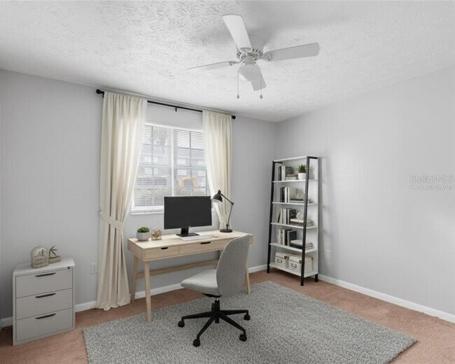 Building Photo - 4212 Lake Underhill Rd