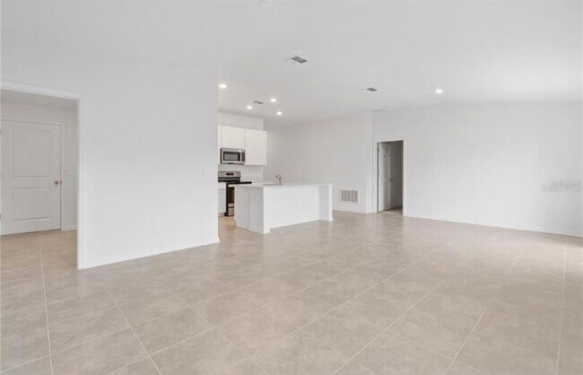 Building Photo - 352 Heroic Rd