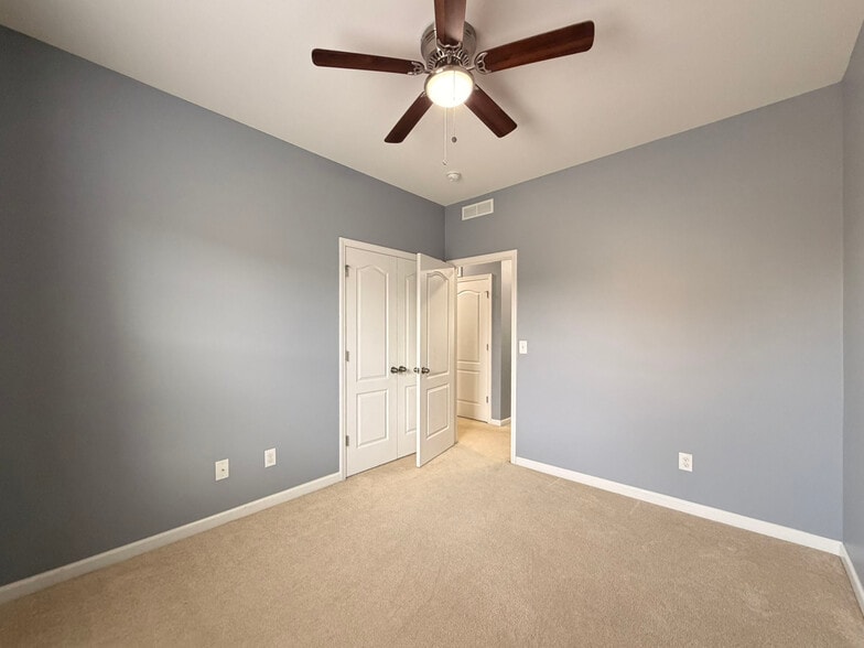 Building Photo - 8268 Primanti Blvd