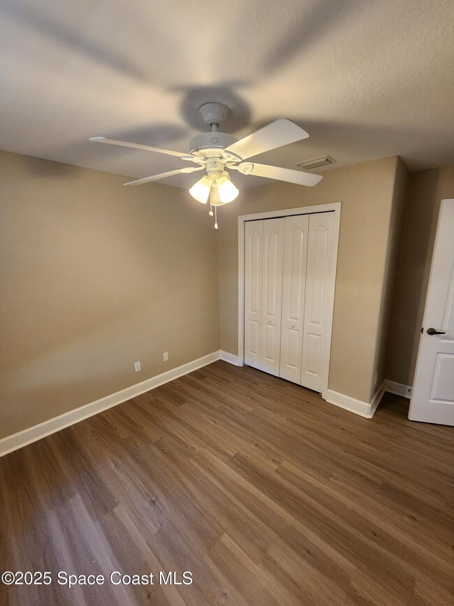 Building Photo - 1244 Lynne Dr